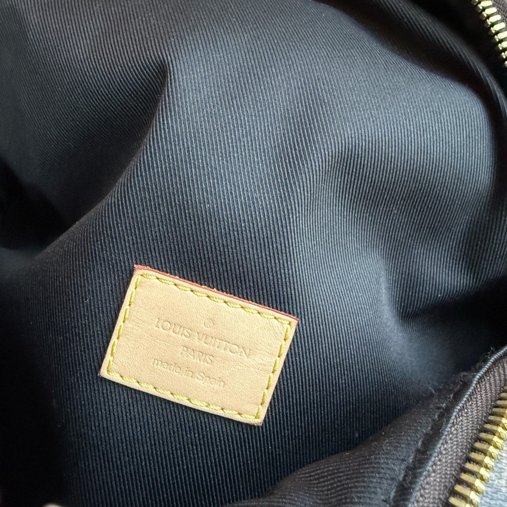 Authentic Louis Vuitton Bumbag - Picture 8 of 16